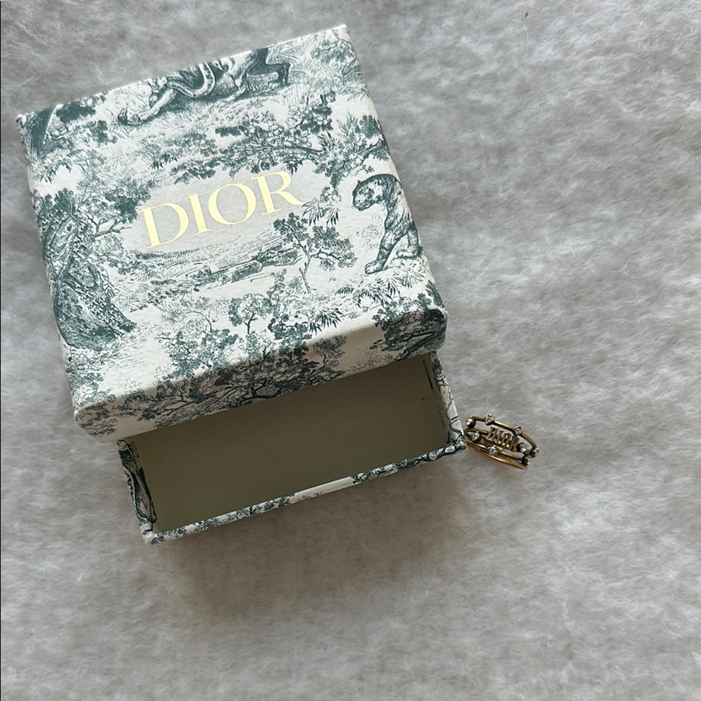 Christian Dior Ring